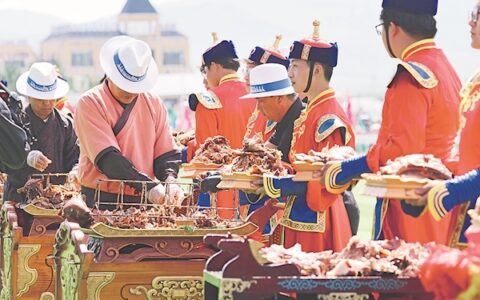 逾20万人共赴盛会 2026兴安盟那达慕启幕